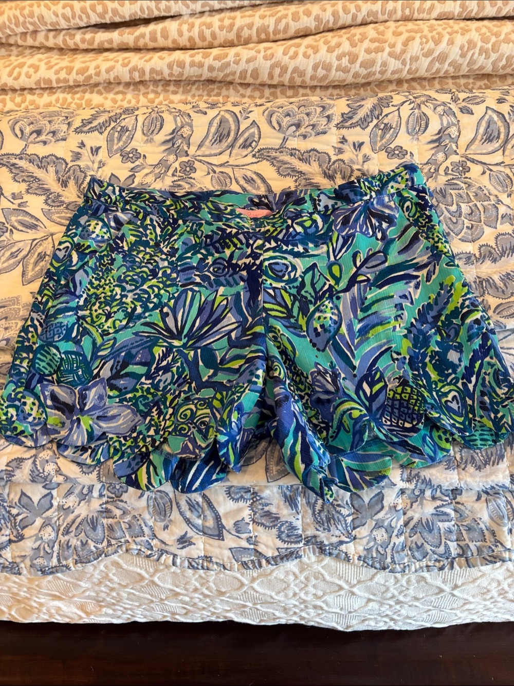 Lilly Pulitzer Blue & Green Scallop-Hem Printed Skort